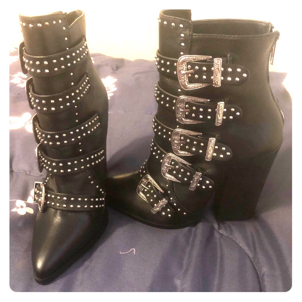 Steve Madden Comet Booties